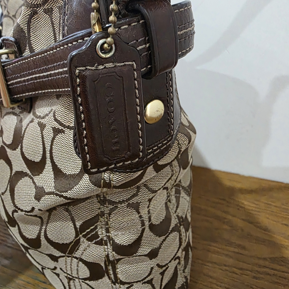 Coach Brown Signature Canvas Shoulder Bag with Gold Hardware - Picture 11 of 14